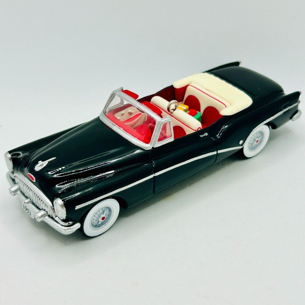 VTG 2001 Hallmark Ornament 1953 Buick Roadmaster Skylark Classic American Cars